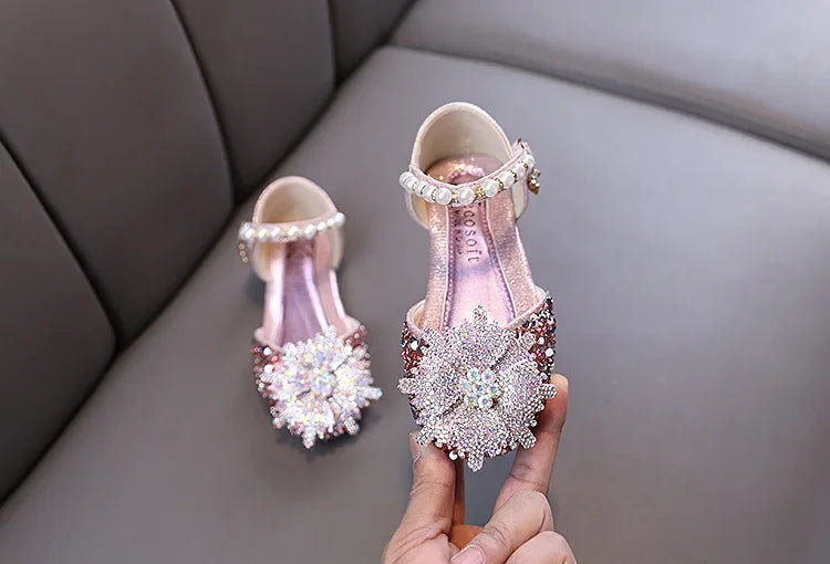 Kids Rhinestones Bow Sandals Cute Girls Party Sandals Children's Princess Shoes Fashion Soft Sole Flat Beach Sandals