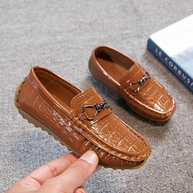 Boys Loafers Non-slip Children's Leather Shoes All-match Four Seasons Metal Buckle  Shiny Simple Kids Fashion Moccasin Shoes