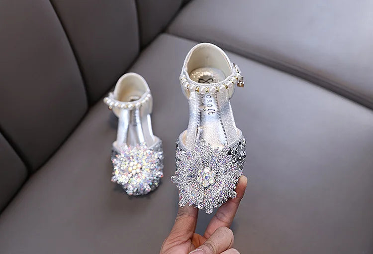 Kids Rhinestones Bow Sandals Cute Girls Party Sandals Children's Princess Shoes Fashion Soft Sole Flat Beach Sandals