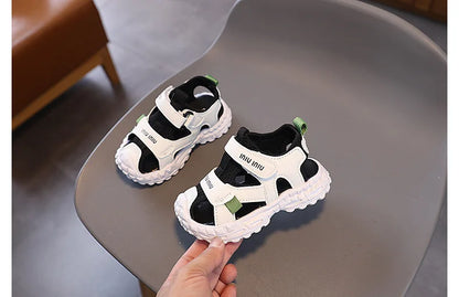 New Kids Sandals Soft Soled Boys Shoe Anti Slip Child Beach Shoes Simple Girl Sports Sandals