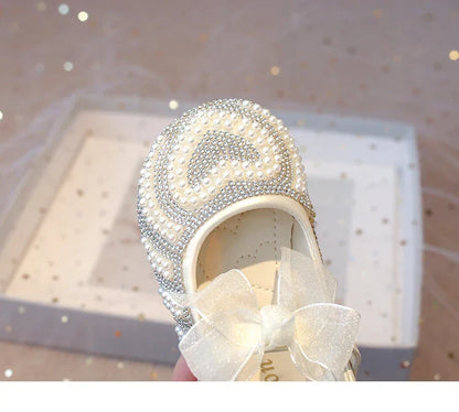 Girls Rhinestone Shoes with Big Heart Pearl Lace Bowtie Fashion Princess Sweet Kids Dress Flats for Wedding Party Chic Elegant