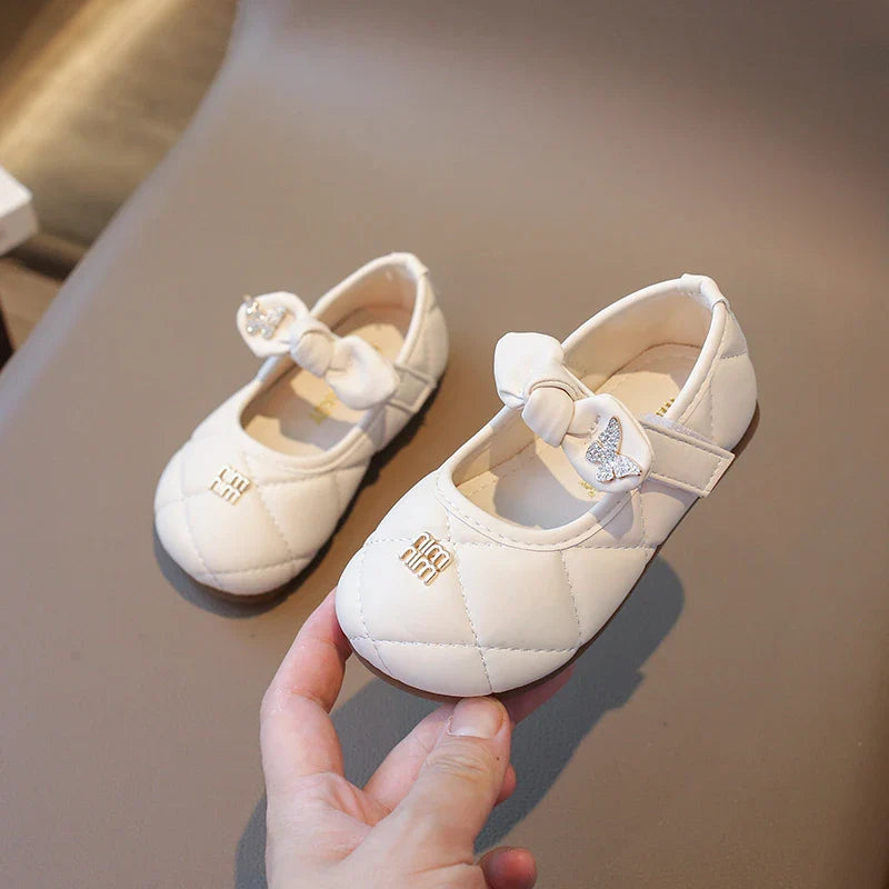 Girls Leather Shoes 1-6 Years Old Beige Rhinestone Bow Performance Princess Shoes Khaki Soft Bottom with Children's Single Shoes