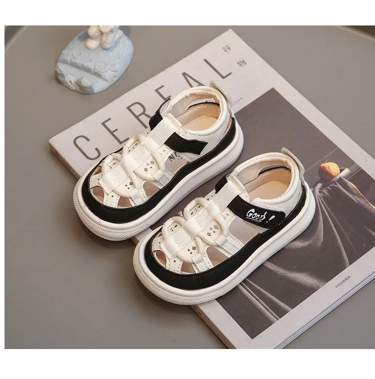 Summer New Children's Sandals Soft Bottom Non slip Boy Sandals Fashion Girls' Beach Shoes Punch Out Girls' Shoes Boy Casual Shoe