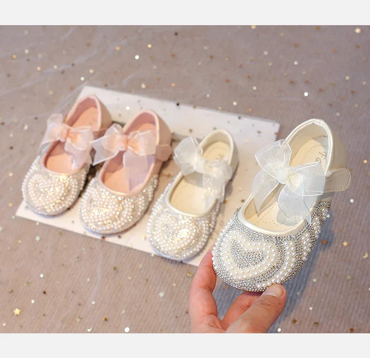 Girls Rhinestone Shoes with Big Heart Pearl Lace Bowtie Fashion Princess Sweet Kids Dress Flats for Wedding Party Chic Elegant