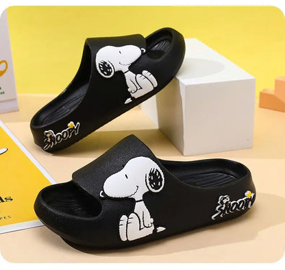 Snoopy Boys and Girls Slippers Cartoon Peripheral Creative Indoor Non-slip Soft Bottom Bathroom Slippers Outer Wear Sandals Gift