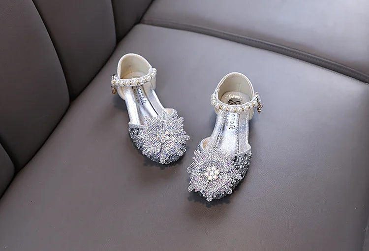 Kids Rhinestones Bow Sandals Cute Girls Party Sandals Children's Princess Shoes Fashion Soft Sole Flat Beach Sandals