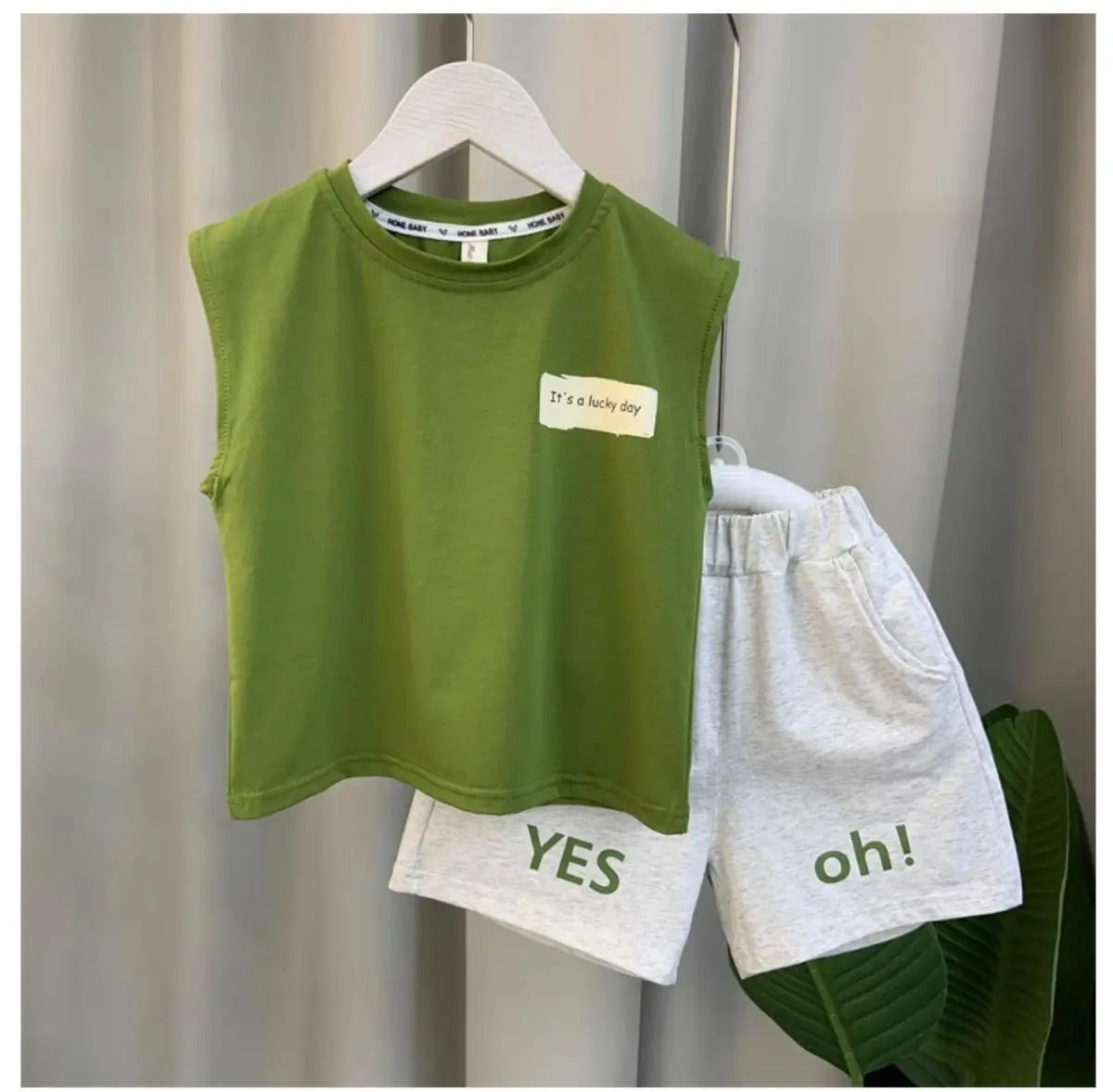 New Boys Baby Girl Summer Vest Set Summer Sleeveless Fashion Boys' and Children's Handsome Two Piece Set