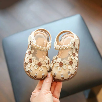 Summer Fashion Flower Kids Beach Sandals Round Toe Elegant Casual Hollow Flat Shoes Girls Princess Shoe Children Sandals Toddler