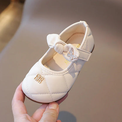 Girls Leather Shoes 1-6 Years Old Beige Rhinestone Bow Performance Princess Shoes Khaki Soft Bottom with Children's Single Shoes