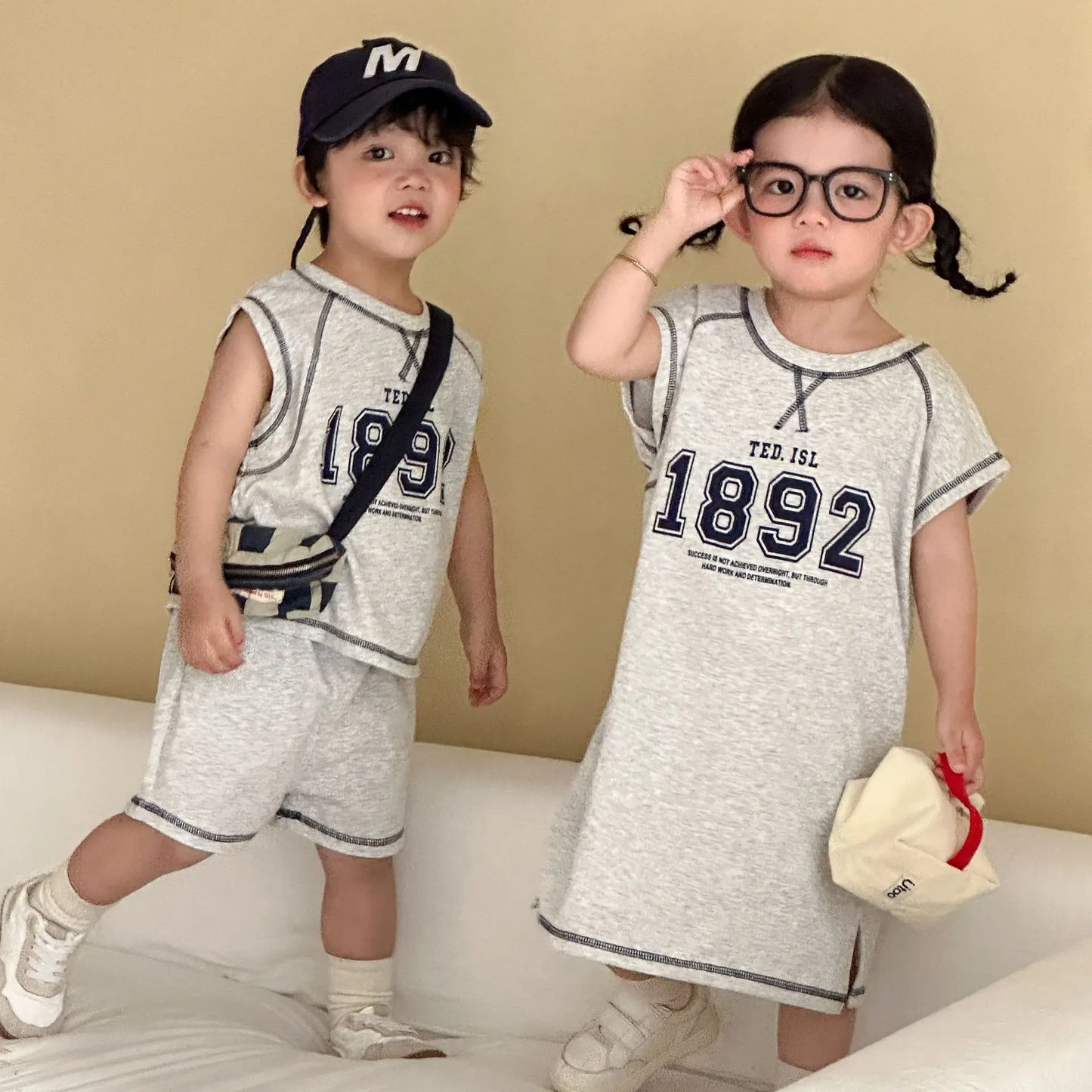 Summer New Children Short Sleeve Clothes Set Boys Letter Print T Shirts 2pcs Suit Girls Vest Dress Kids Brother Sisters Set