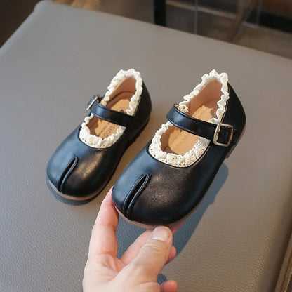 Children's Flats Simple Lolita Girls Princess Leather Shoes Walking Versatile Sweet Pleated Kids Causal Fashion Shoes