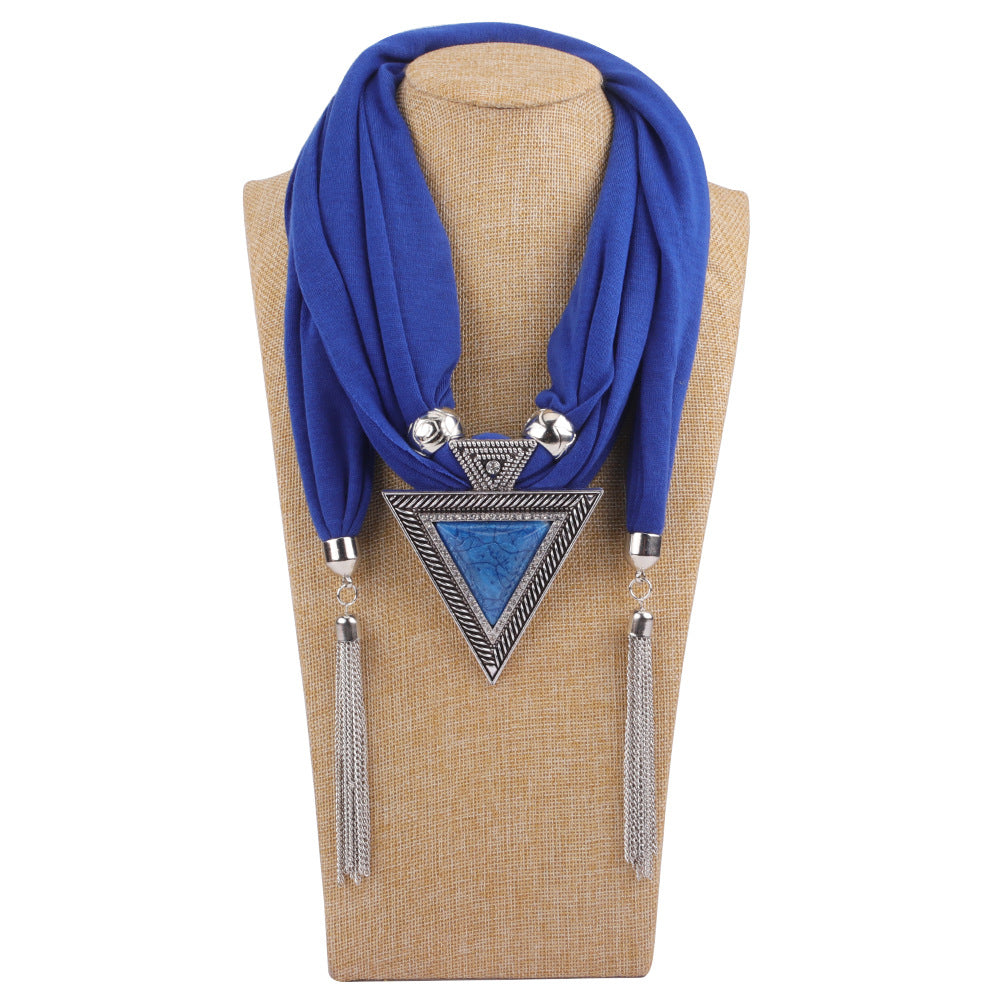 Pendant Scarf - Style 05